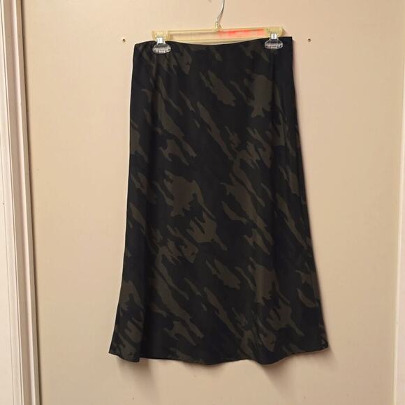 Sanctuary Dresses & Skirts - NWT Sanctuary Camo Skirt MEDIUM